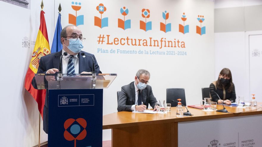 El ministro Miquel Iceta presenta el último Plan de Fomento de la Lectura, el pasado mes de diciembre