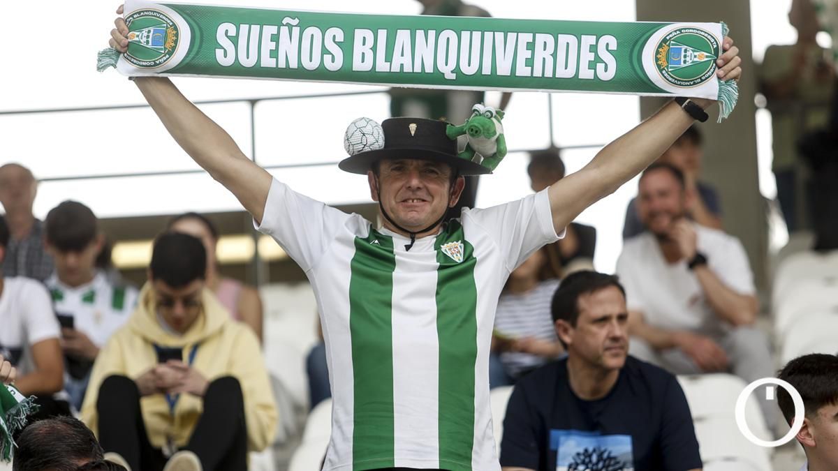 Grada Blanquiverde del Córdoba CF - San Fernando CD