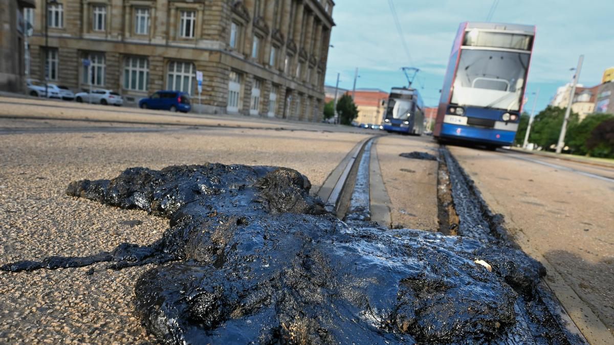 Daños importantes en la infraestructura del tranvía de Leipzig.