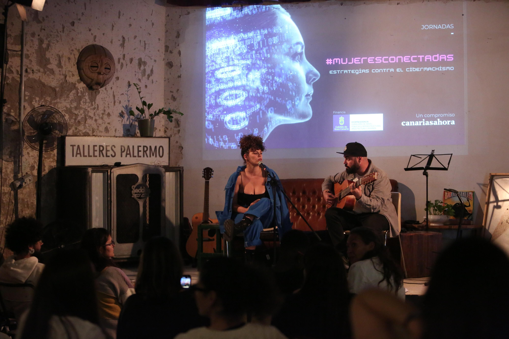 Mel Ömana en el encuentro #MujeresConectadas: Estrategias contra el Cibermachismo’