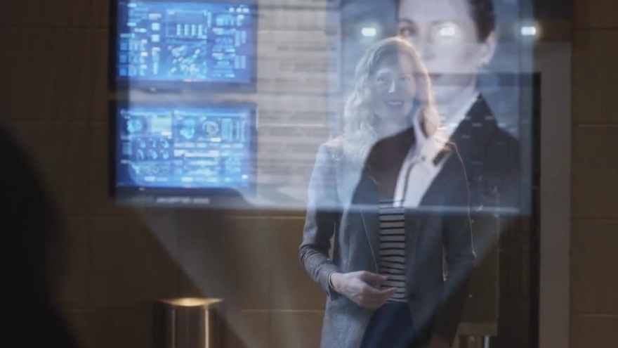 Tracy descubre que en el futuro gana el Nobel