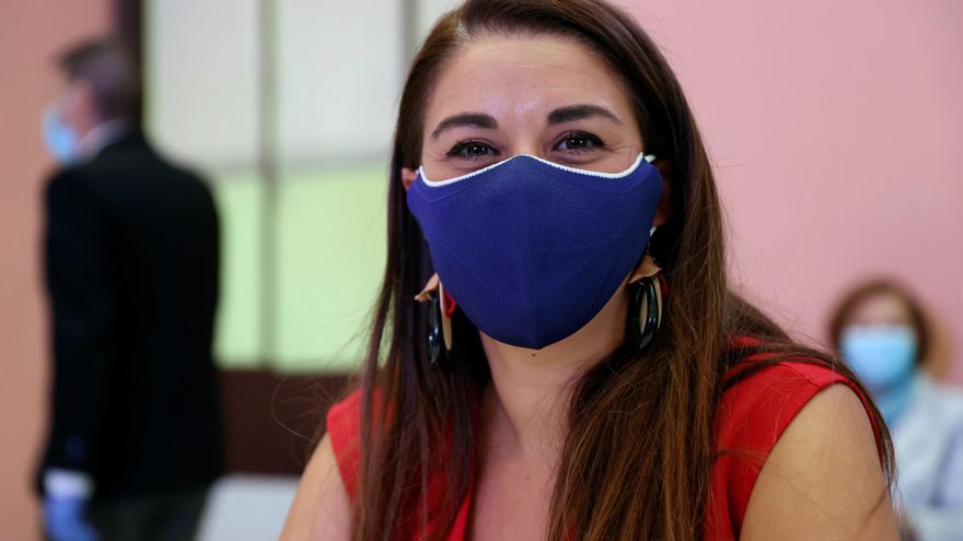 La consellera de Emergencia Climática compara el puerto de València y el aeropuerto de El Prat: "Es el momento de repensar estas infraestructuras"