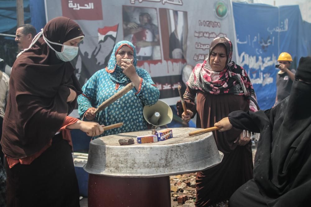 Enfrentamientos entre la policía y los partidarios de Mosri en El Cairo. / Mosa'ab Elshamy