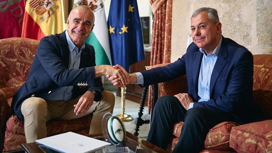 Muñoz enfila su adiós a la Alcaldía de Sevilla con una inusual reunión para el traspaso de poderes al alcalde entrante
