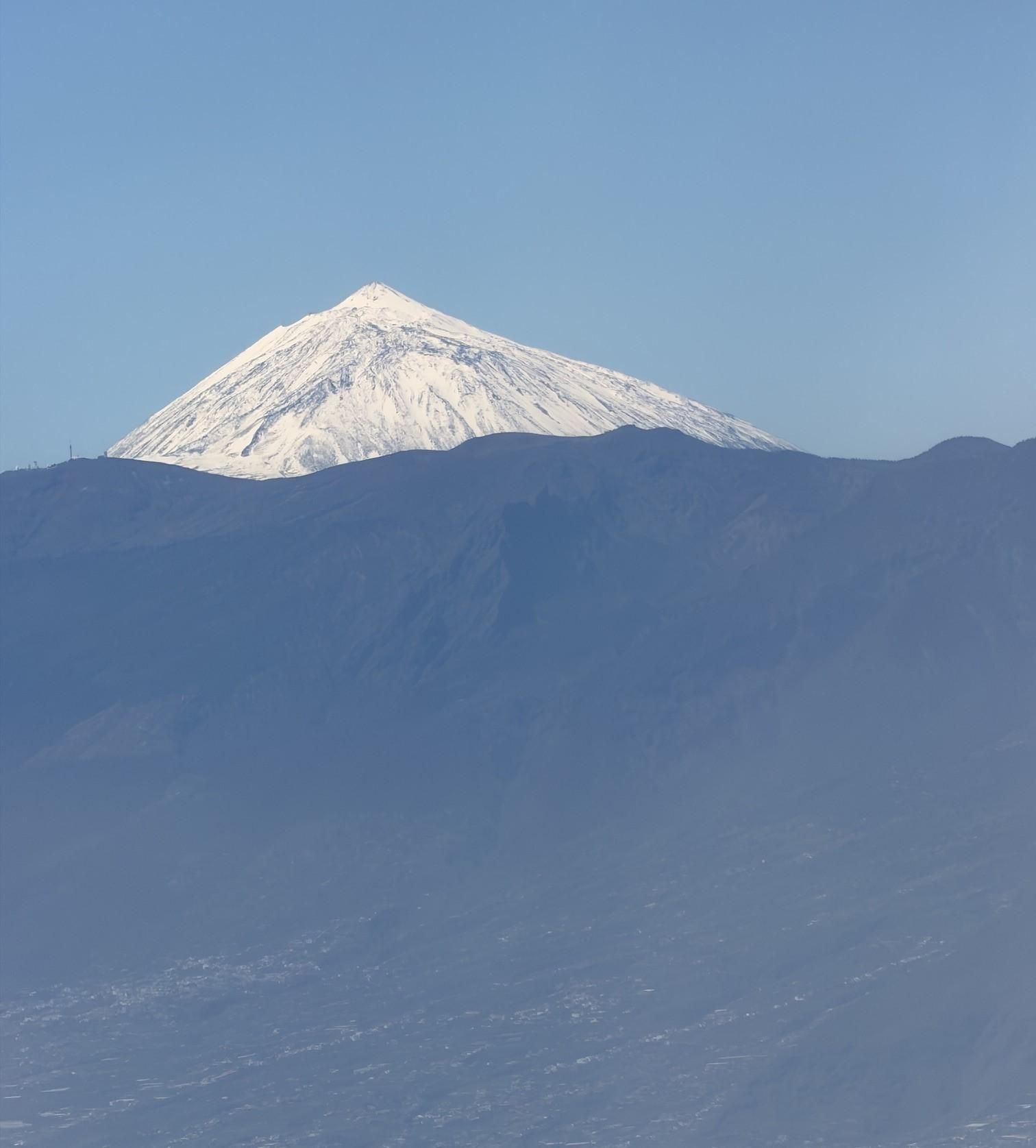 Teide Nevado desde Binter. 