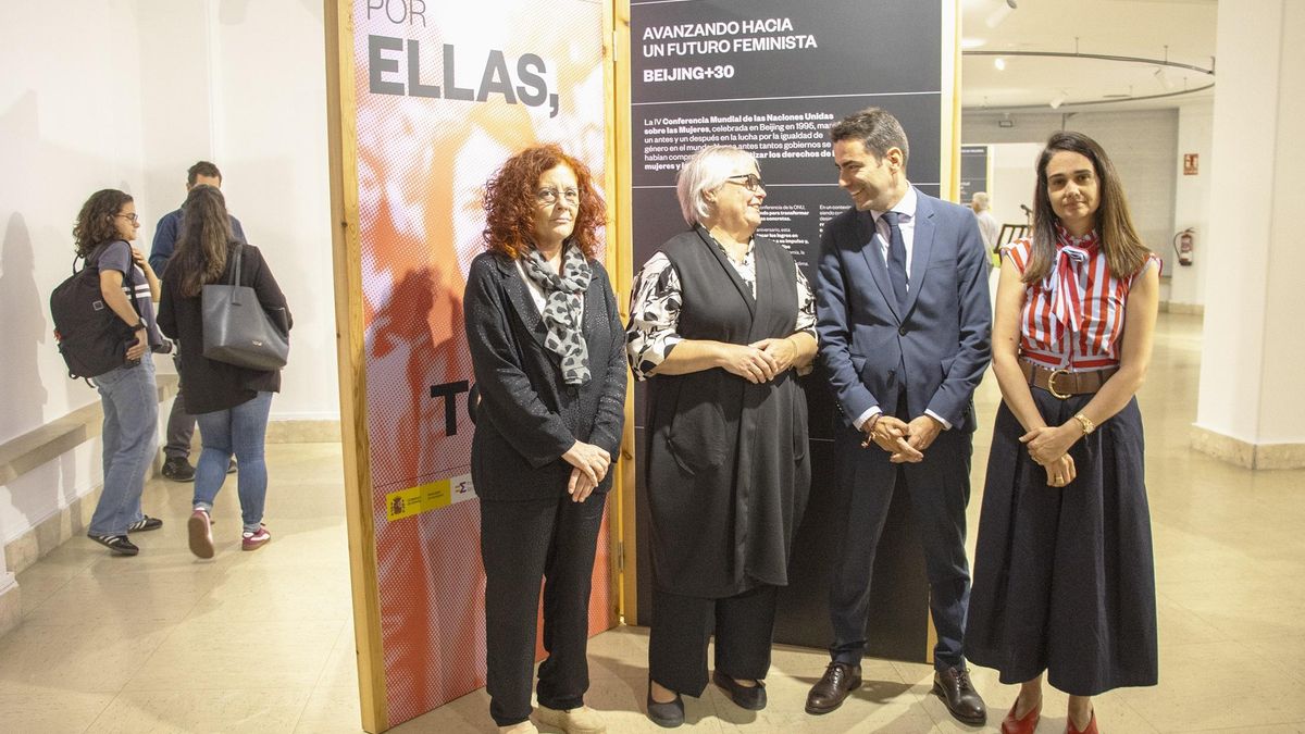 La Escuela de Náutica de la UC exhibe la muestra 'Por ellas, por todas' sobre la igualdad