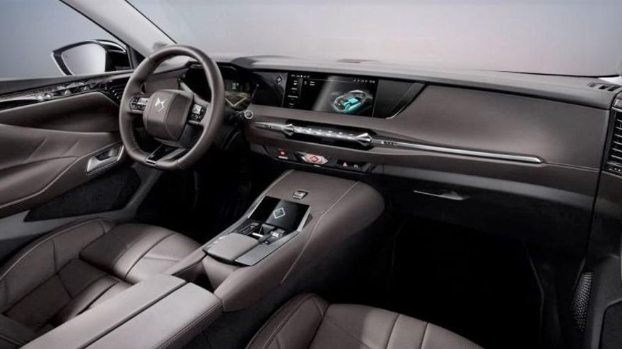 Habitáculo del DS 4 Cross E-Tense.