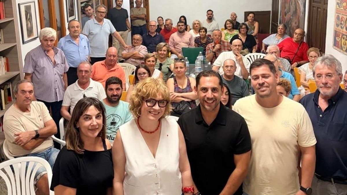 IU ratifica a Marisa Ruz como candidata a la Alcaldía de Castro del Río para las elecciones municipales