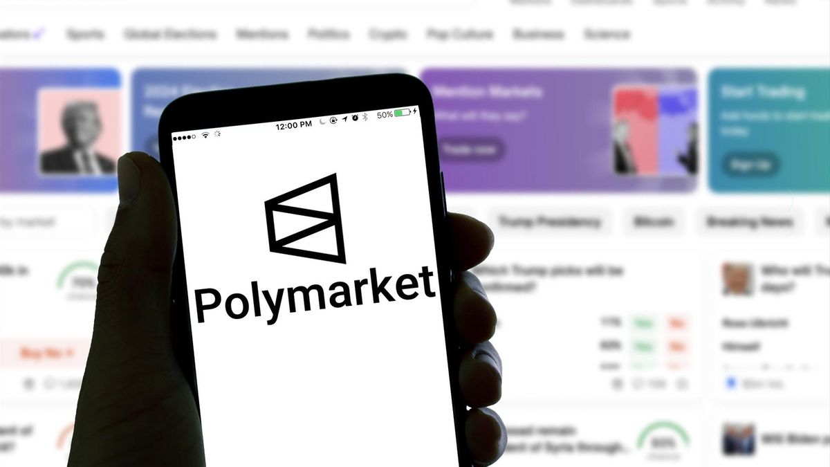 Consumo expedienta y bloquea las polémicas plataformas de apuestas Polymarket y Kalshi por operar sin permiso