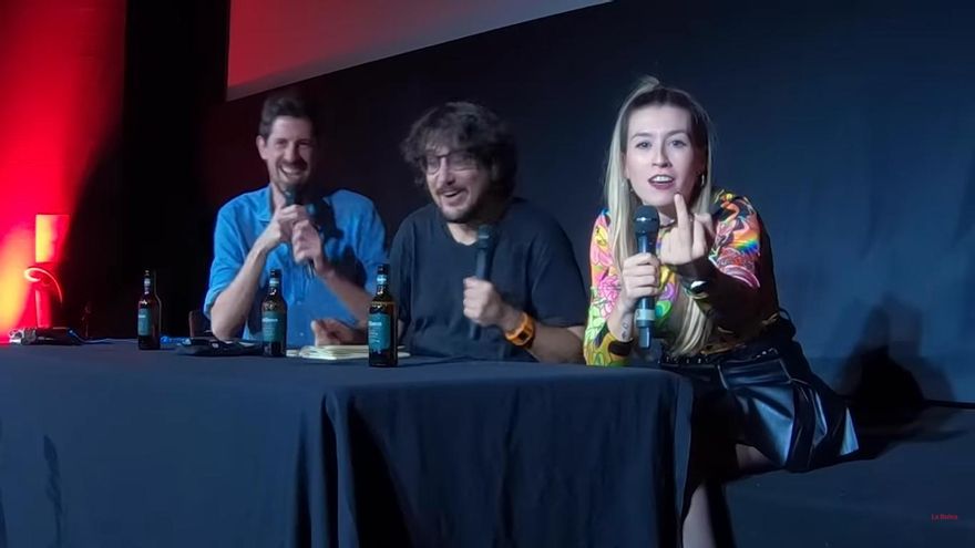 La Ruina desembarca en Madrid: el podcast que triunfa porque "todo el mundo ha tenido una cagada"