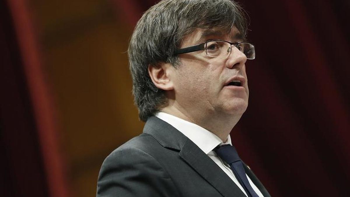 El Parlament cambió ayer su reglamento para la aprobación exprés de la desconexión