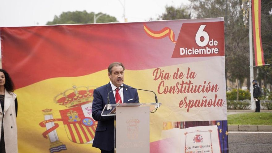 Don Benito concede la Medalla de Oro a título póstumo al periodista José Luis Capilla