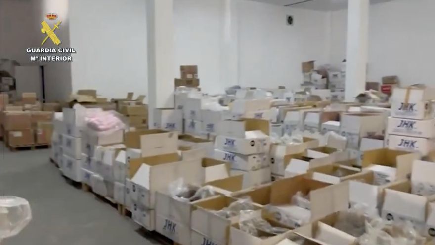 La mayor operación contra las falsificaciones en Canarias destapa una fábrica ilegal en Lanzarote