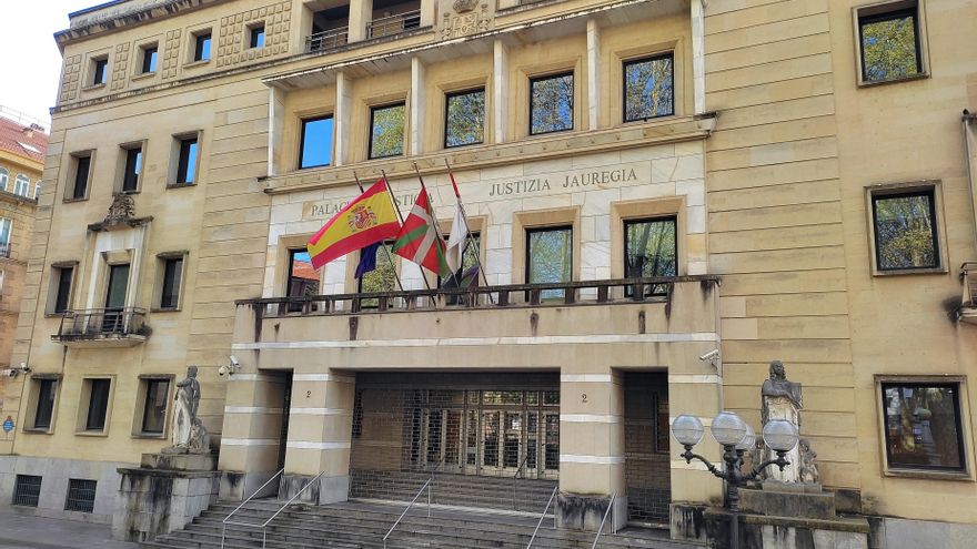 El Superior vasco confirma cuatro años de prisión a un entrenador de fútbol femenino por abuso sexual a una menor del equipo