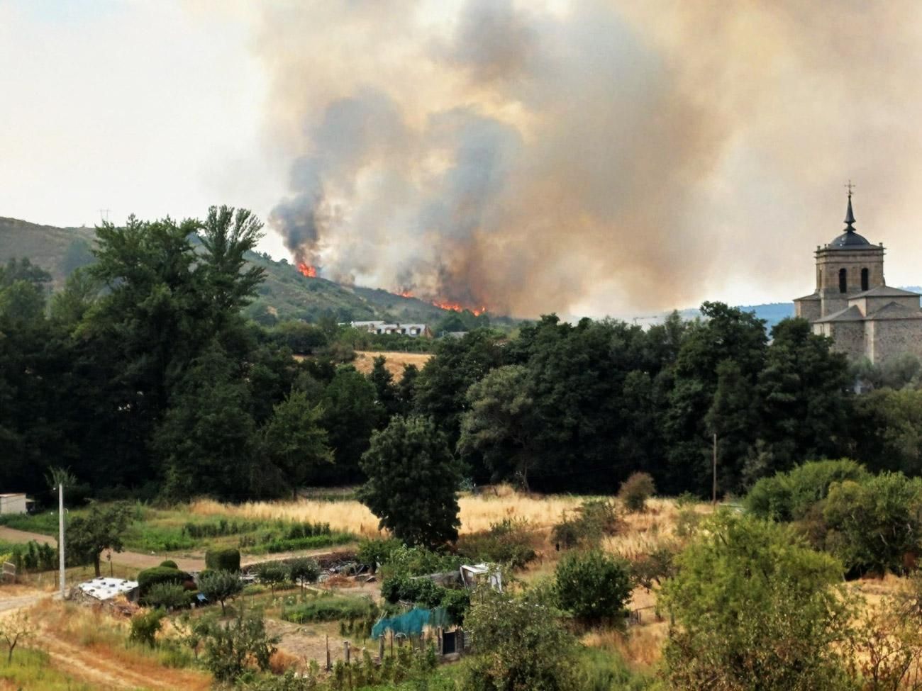 El fuego surgió el domingo 25 de agosto en Molinaseca, en la comarca de El Bierzo.