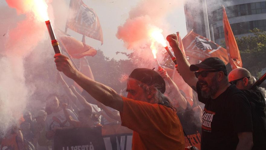 'Las seis de La Suiza': cronología del caso que sacude al sindicalismo español