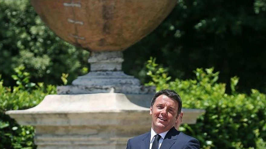 Renzi critica que la propuesta de la Comisión Europea sobre cuotas de asilo es "insuficiente"