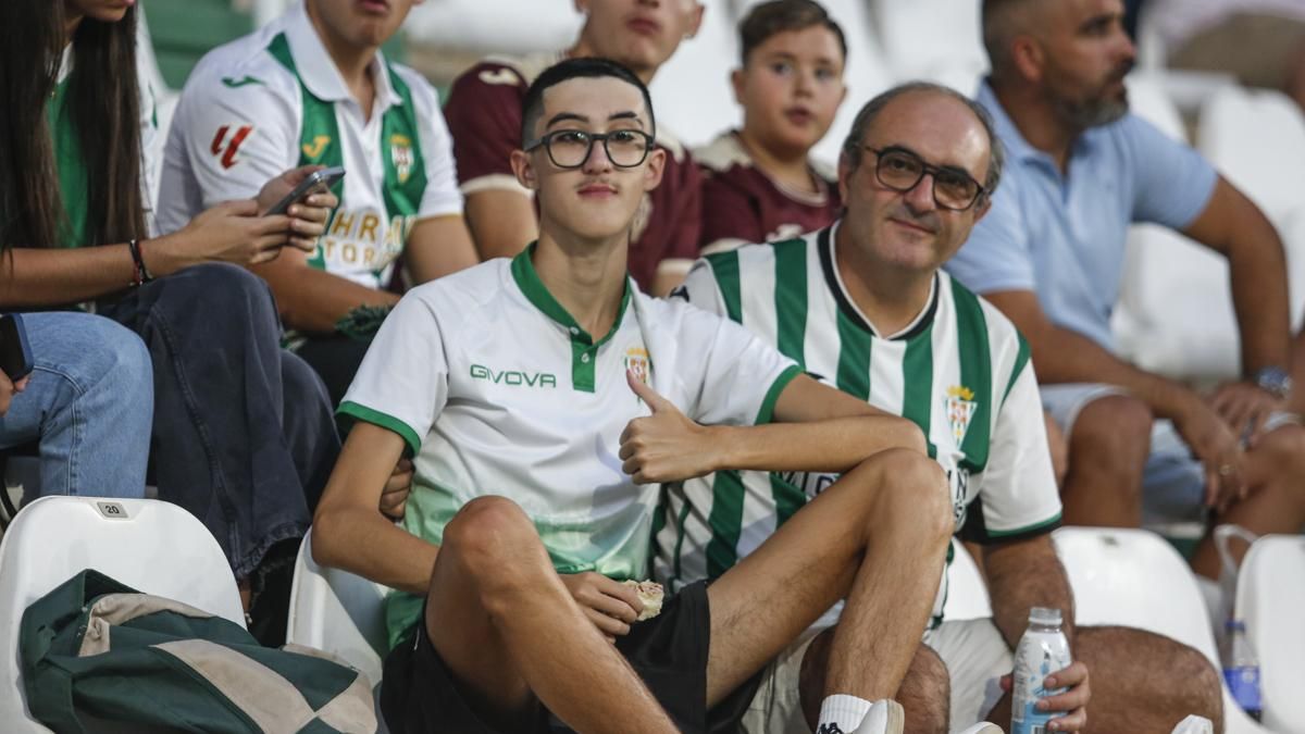 Grada Blanquiverde del Córdoba CF - UD Almería
