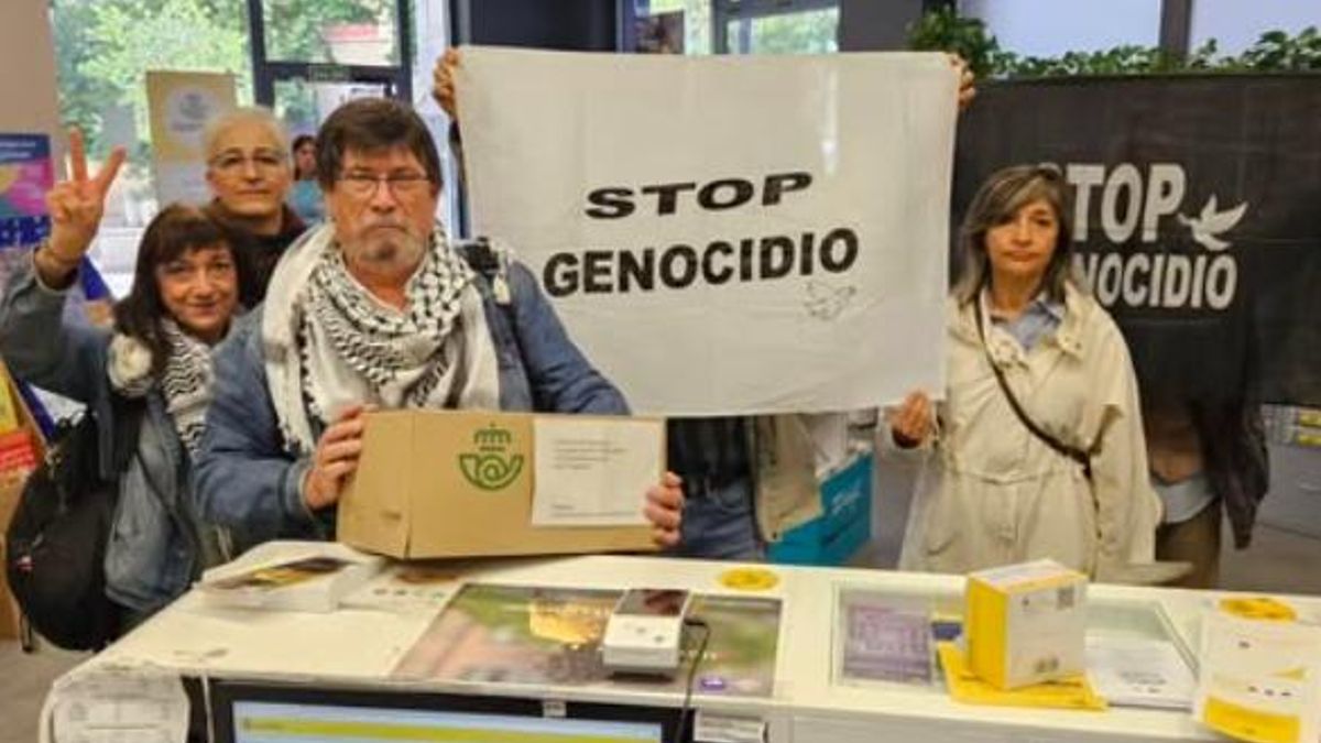 Entrega de firmas de Acampada por Palestina en La Rioja