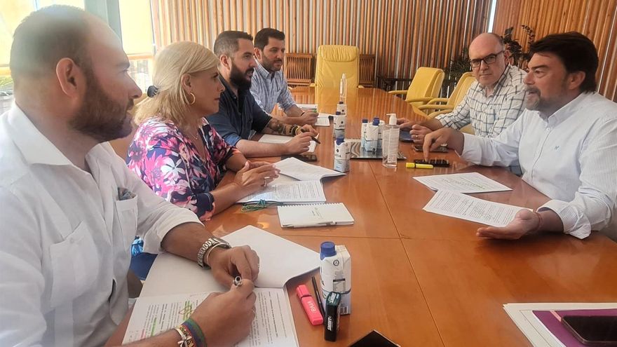 PP y Vox pactan la Zona de Bajas Emisiones de Alicante sin sanciones ni restricciones al tráfico