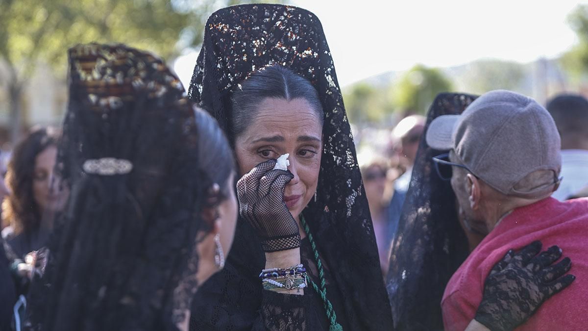 La salida de la Hermandad de la Conversión, en imágenes