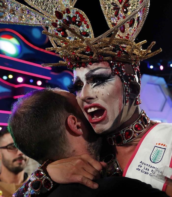 Borja Casillas, Drag Sethlas, al ganar el concurso. EFE/Elvira Urquijo