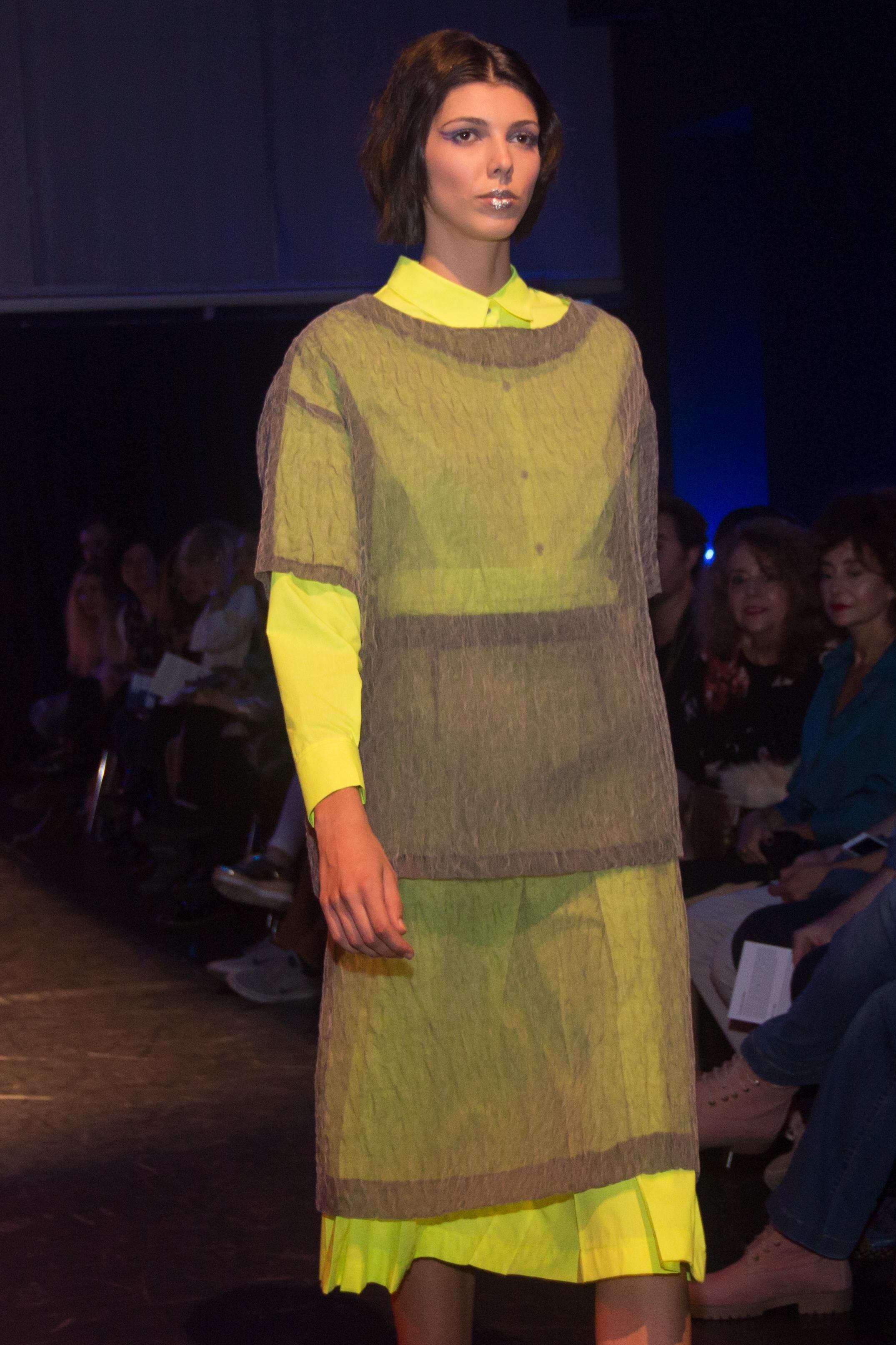 Desfile de la colección `Historia nº3´ de Pedro Lobo en el Centro Párraga / Manu Cabrera