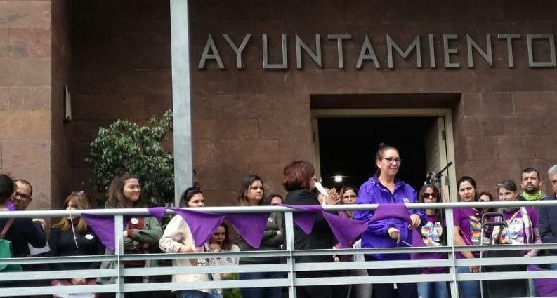 Intervención de la portavoz del grupo de mujeres manifestantes, también en San Sebastián de La Gomera