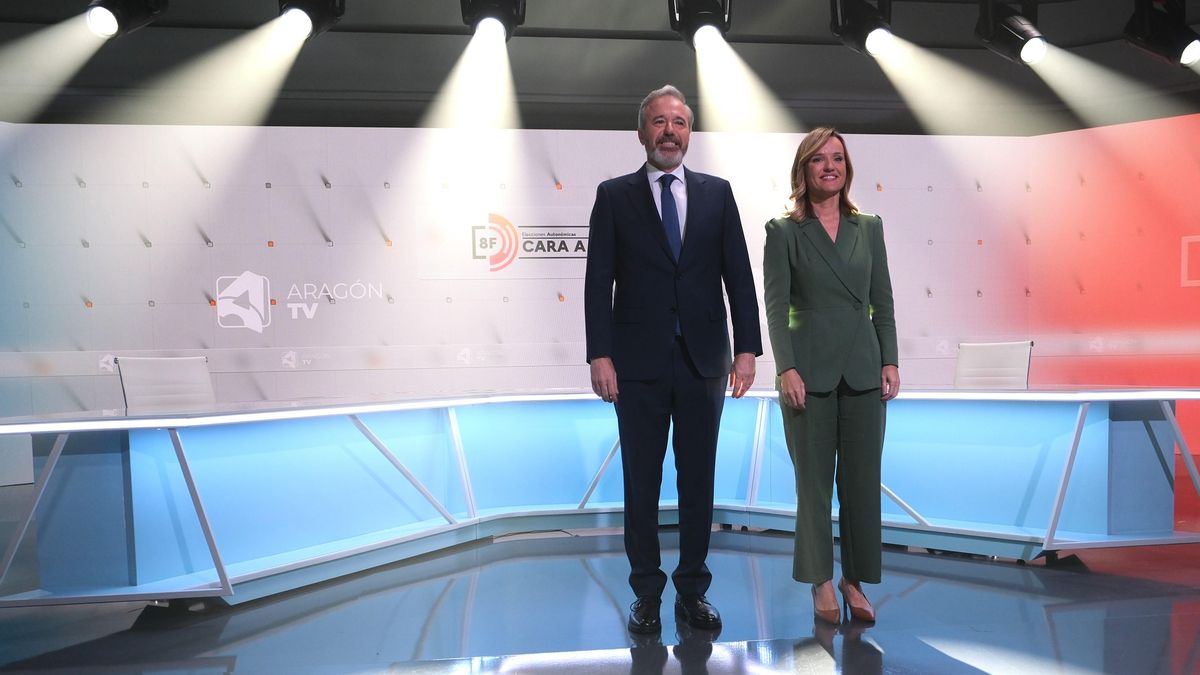 Jorge Azcón y Pilar Alegría, antes del debate de este lunes en Aragón TV.