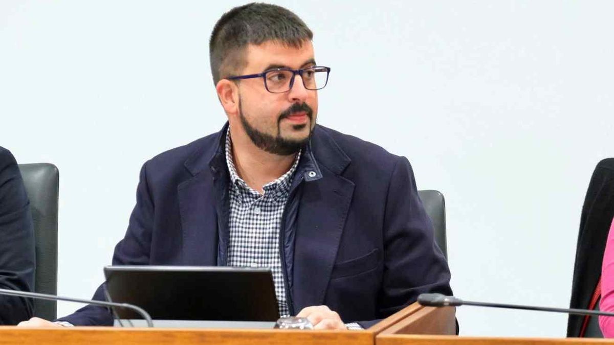 Borja Perdomo: “Quienes acabaron con la participación ciudadana en la reconstrucción, la recuperan para decorar rotondas”