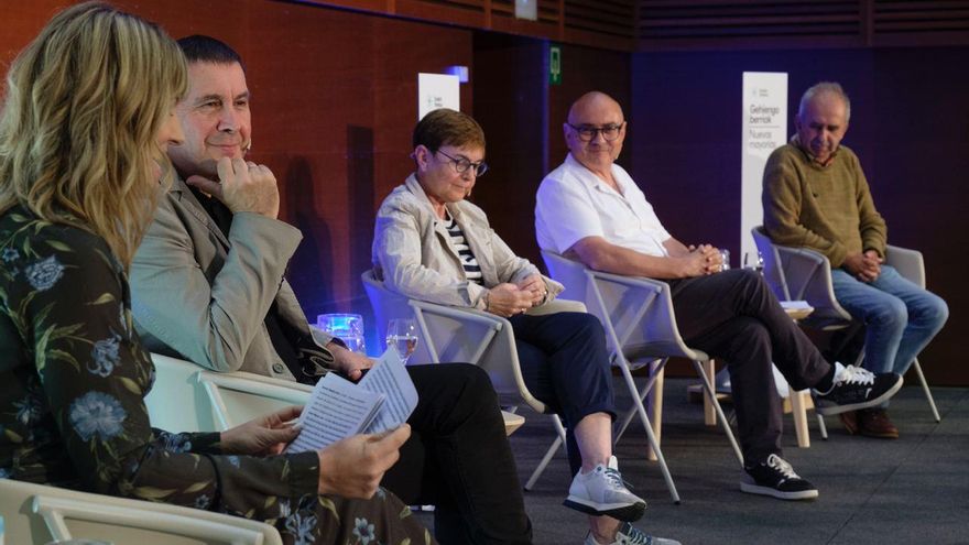 Otegi abre EH Bildu a "independentistas no abertzales" para impulsar el derecho a decidir y relevar al PNV