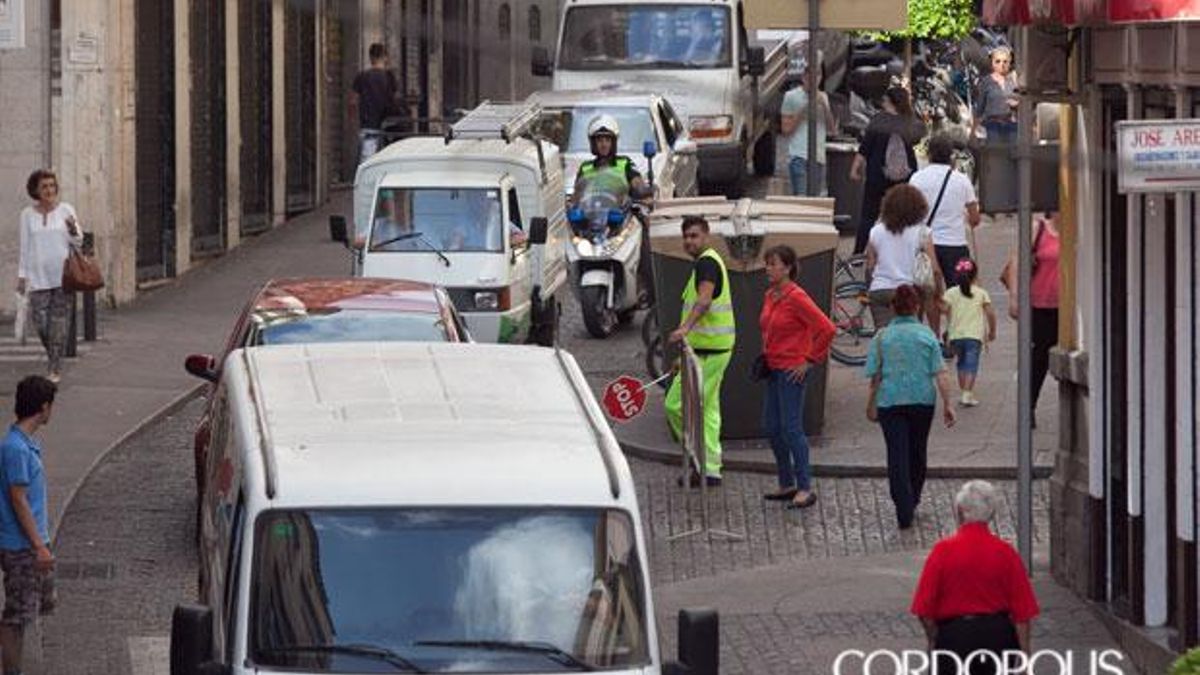 Emacsa reparará el colector de origen romano que aún sigue en servicio bajo la calle Alfonso XIII