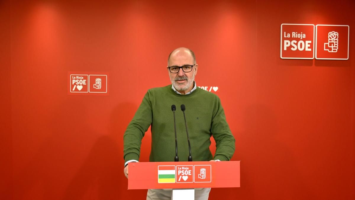 El PSOE defiende que el problema de la sanidad riojana "no es la falta de médicos, es la gestión y planificación del PP"