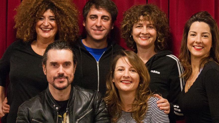 Ana López, de Las Niñas de Cádiz: "Los gaditanos no somos graciosos, solo estamos obsesionados por hacer reír"