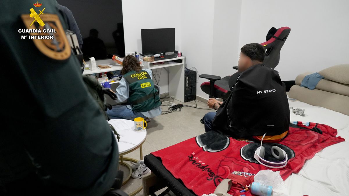 Momento de la operación de la UCO contra GoogleXcoder