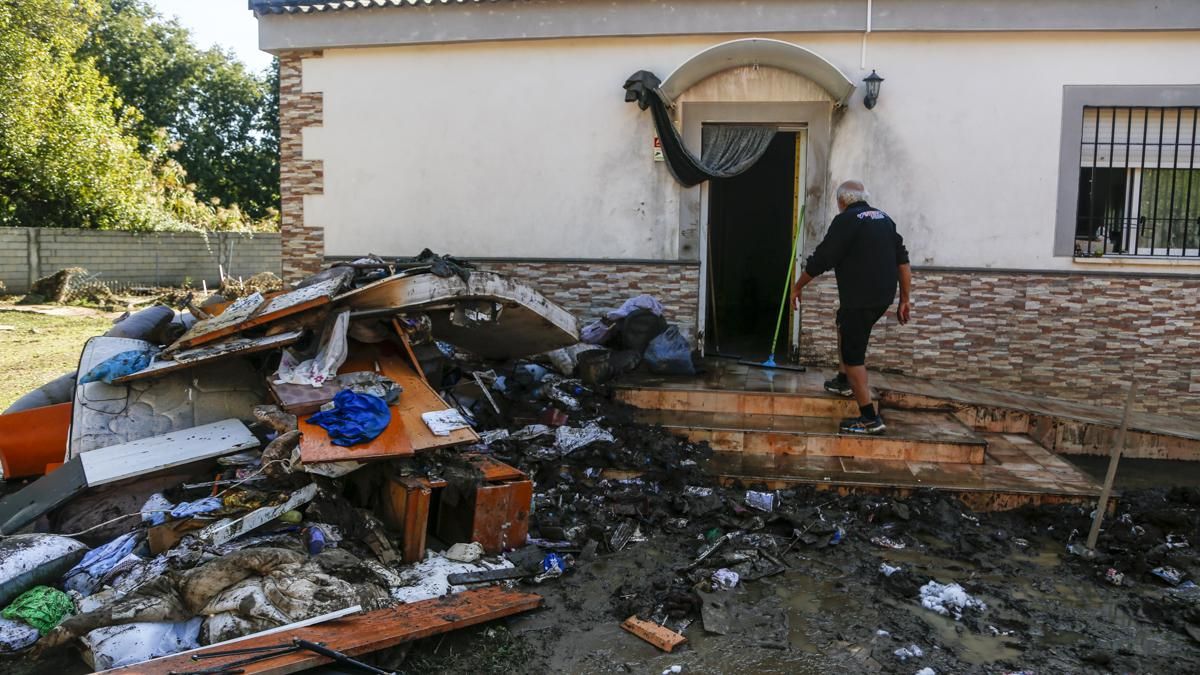 Familia de Cuevas Bajas que lo ha perdido todo tras la borrasca Claudia