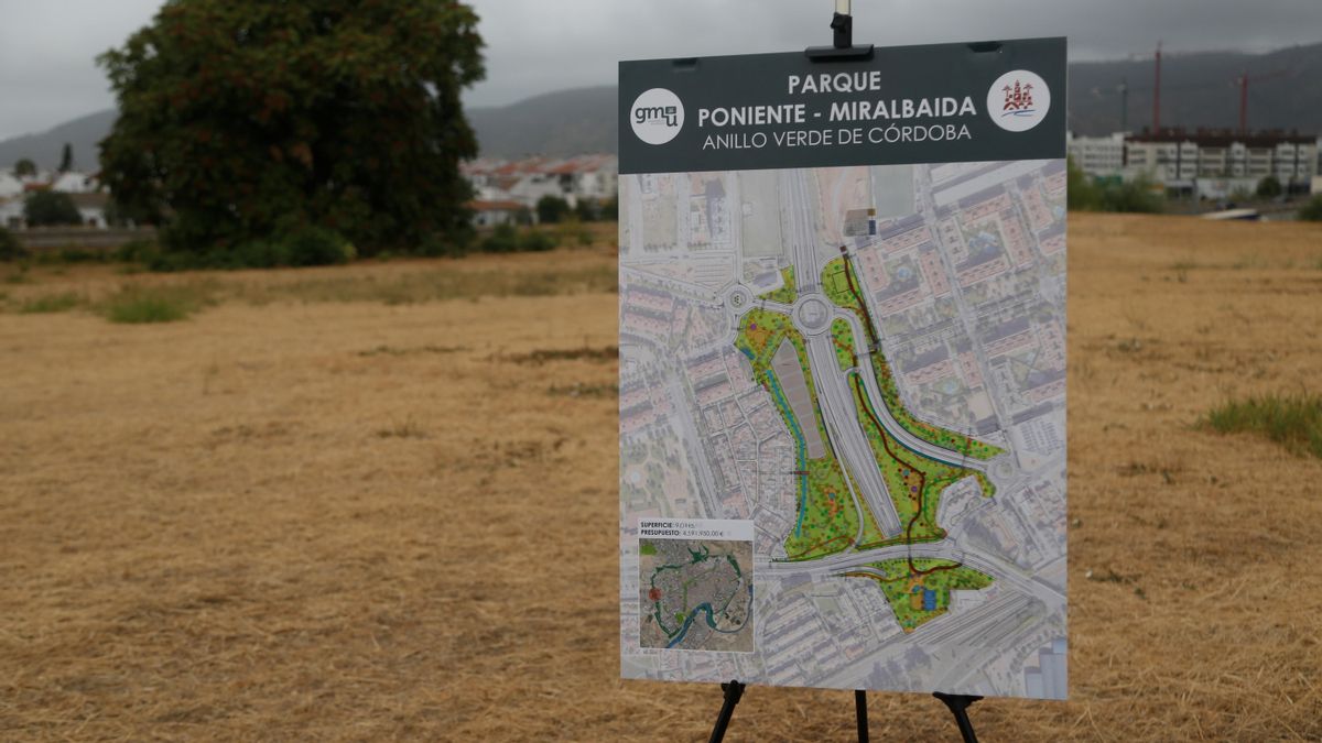El PSOE reclama al gobierno local triplicar la masa arbórea en el proyecto del Parque de Miralbaida