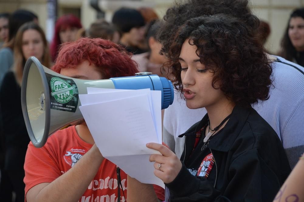 Concentración estudiantil. Huelga Feminista 8M Murcia (06)