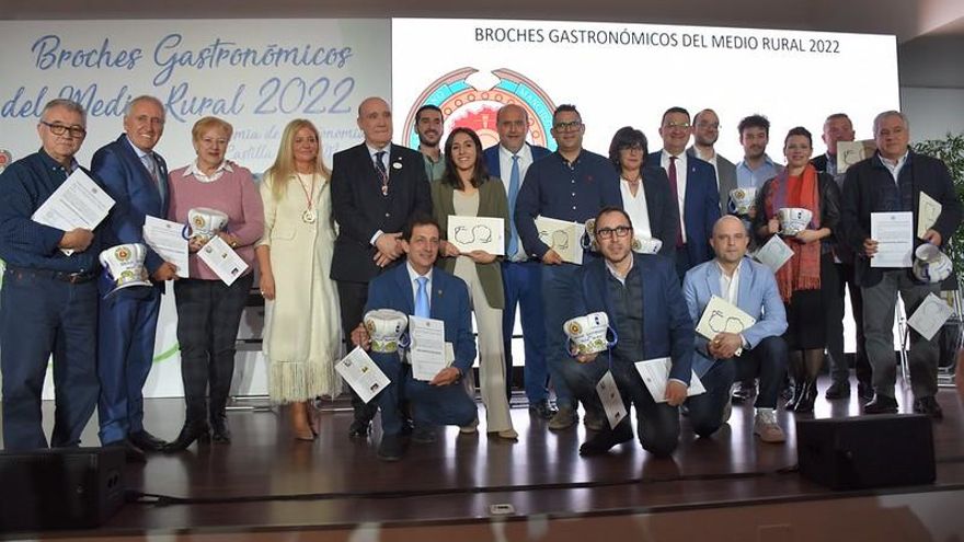 Foto de familia de los premiados