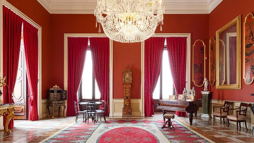 Estos edificios son Patrimonio Histórico y han servido de localizaciones en 'Su Majestad'