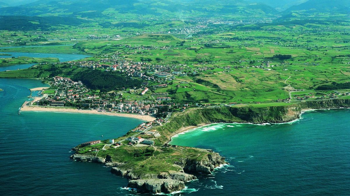 Este es el pueblo ideal para surfistas y amantes del mar