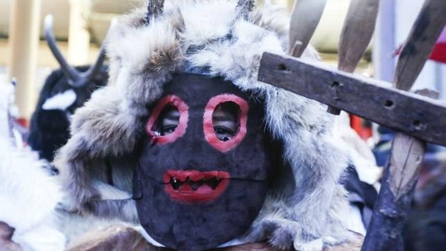 Carlos S. Campillo / ICAL Tradicional desfile de los Antruejos Leoneses con participantes de diversas localidades de la provincia