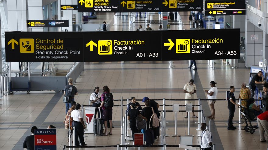 Empresarios rechazan propuesta de tasa de 10 dólares a pasajeros en tránsito en Panamá