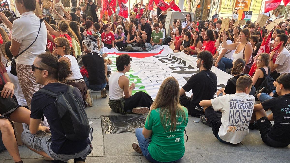 Un instituto de Sevilla rechaza que su alumnado haga huelga por Gaza porque "con el acuerdo de paz no tiene sentido"