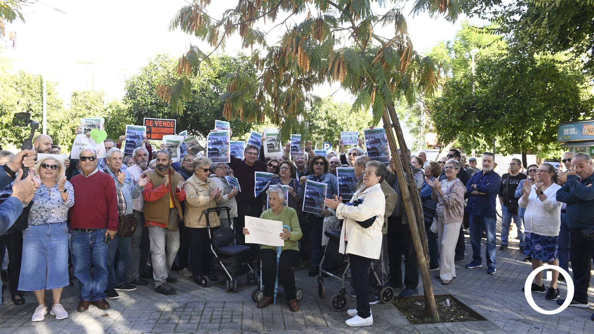 Concentración en el centro de salud de la Fuensanta