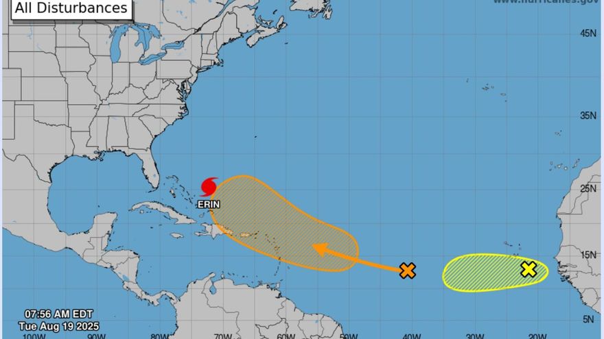 El huracán Erin crece y amenaza con marejadas y lluvias a Bahamas y Carolina del Norte