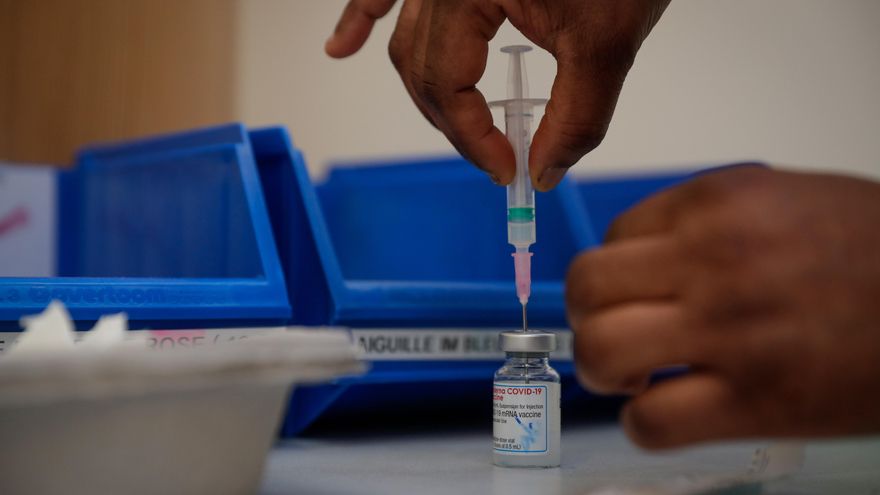 Bélgica se encamina a una dosis de refuerzo general de vacunas contra la covid-19 EFE/EPA/STEPHANIE LECOCQ/Archivo