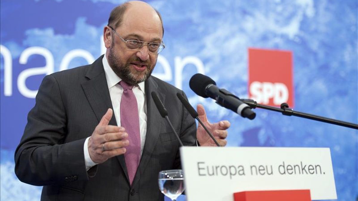 Martin Schulz ha arropado a Elena Valenciano en un mitin electoral en Málaga