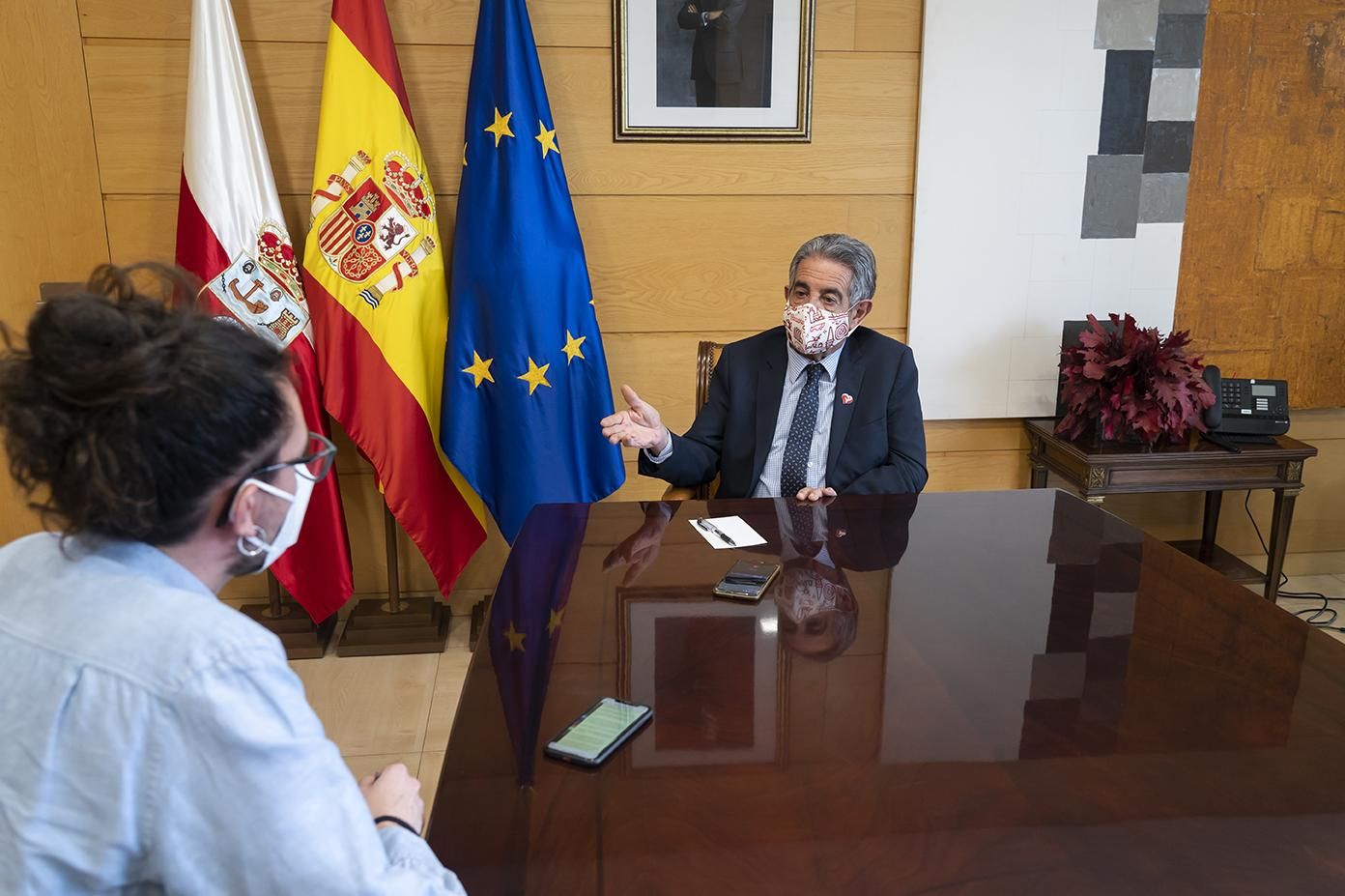 Revilla responde a las preguntas de elDiario.es.