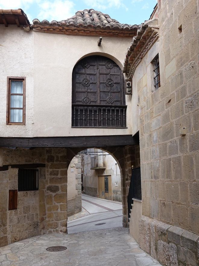 Arco en La Fresneda.